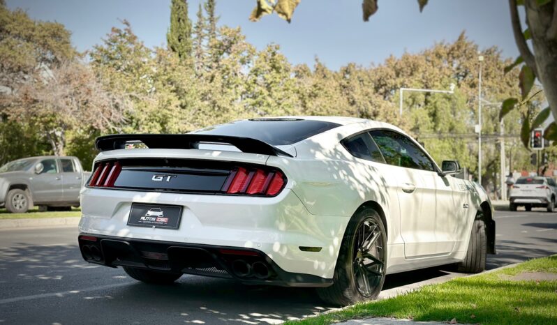 Ford Mustang GT Look Shelby 2016 lleno