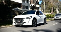 Peugeot 208 GT 2021