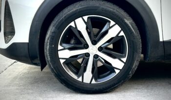 Peugeot 3008 2021 lleno