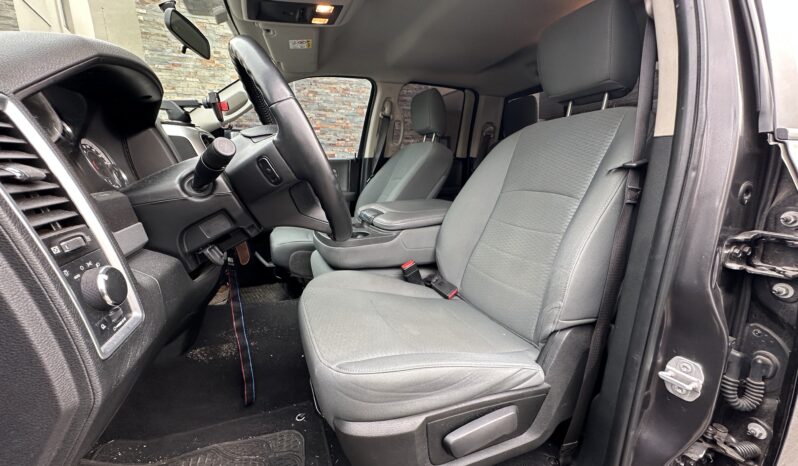 Dodge RAM 1500 SLT 2018 lleno