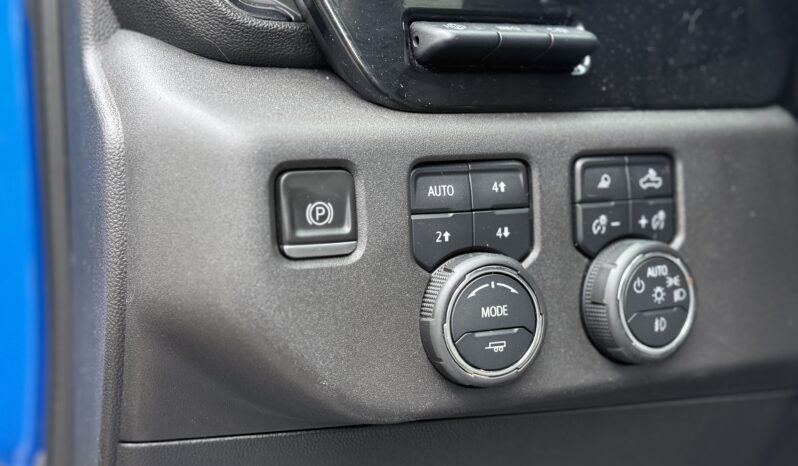 Chevrolet Silverado ZR2 2023 lleno