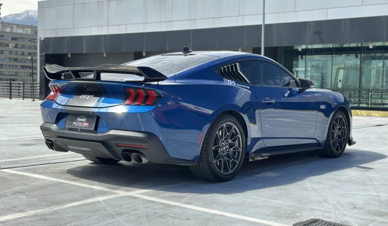 Ford Mustang GT 2025 lleno